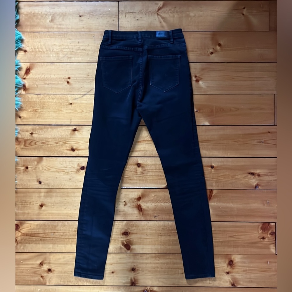 Urban Outfitters BDG Super High Rise Stretch Black Jeans. Size 26.
